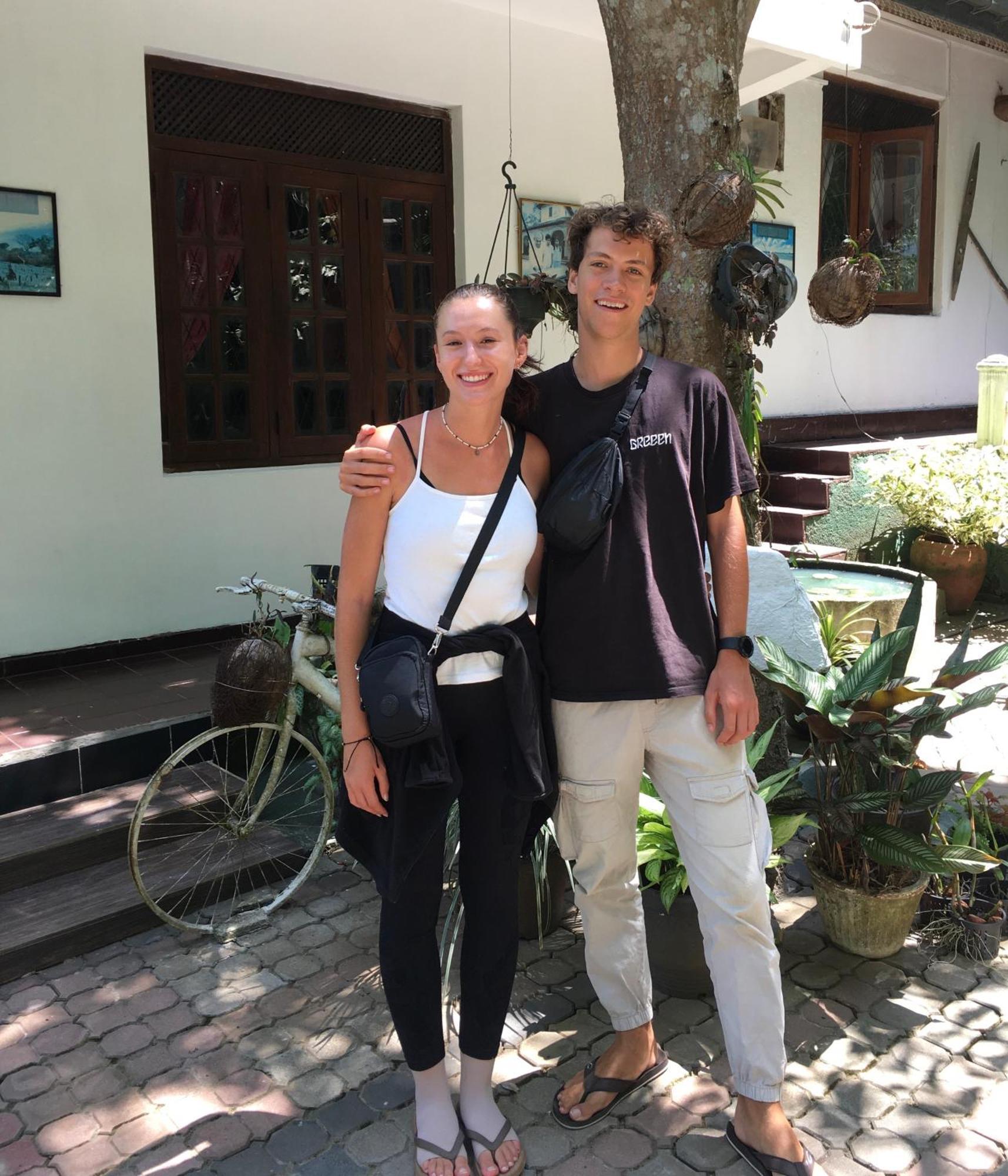 Villa25 Homestay Free Pick Up From The Centre แคนดี้ ภายนอก รูปภาพ