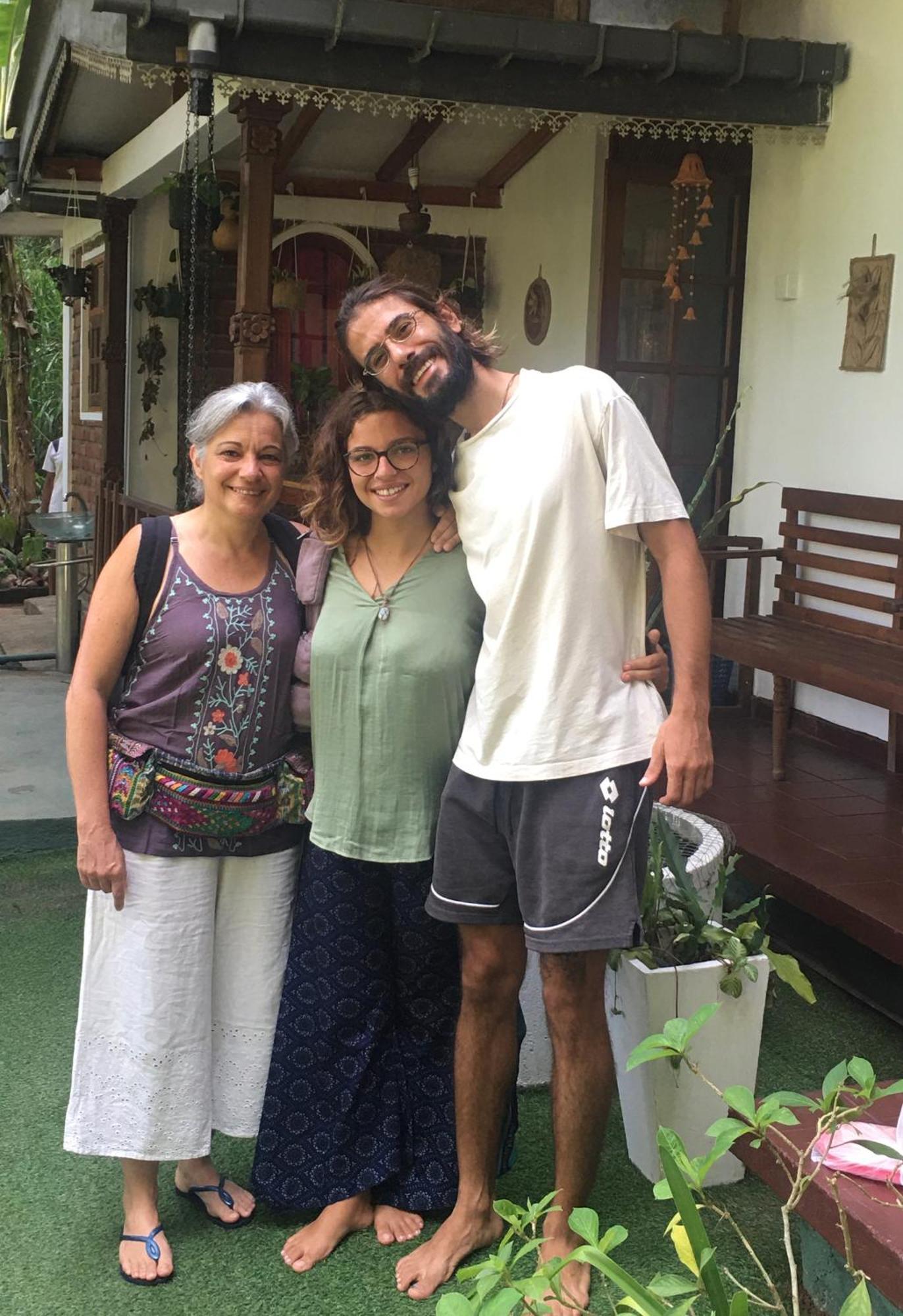 Villa25 Homestay Free Pick Up From The Centre แคนดี้ ภายนอก รูปภาพ